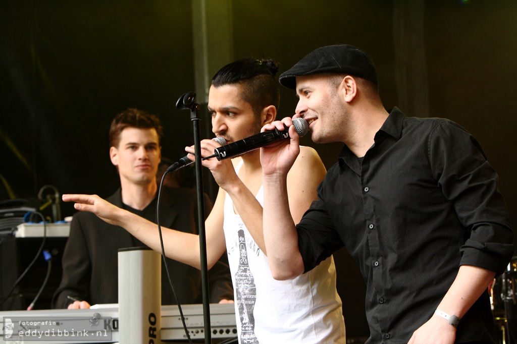 2012-05-05 Burcak Sikar - Bevrijdingsfestival, Zwolle - door Eddy Dibbink_004